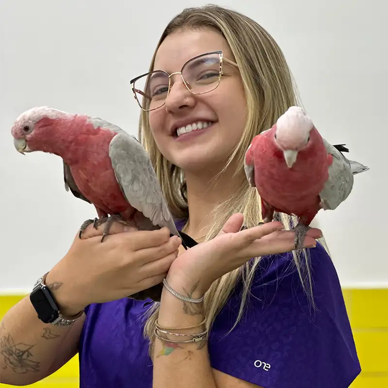 Bruna Alvarenga, médica-veterinária