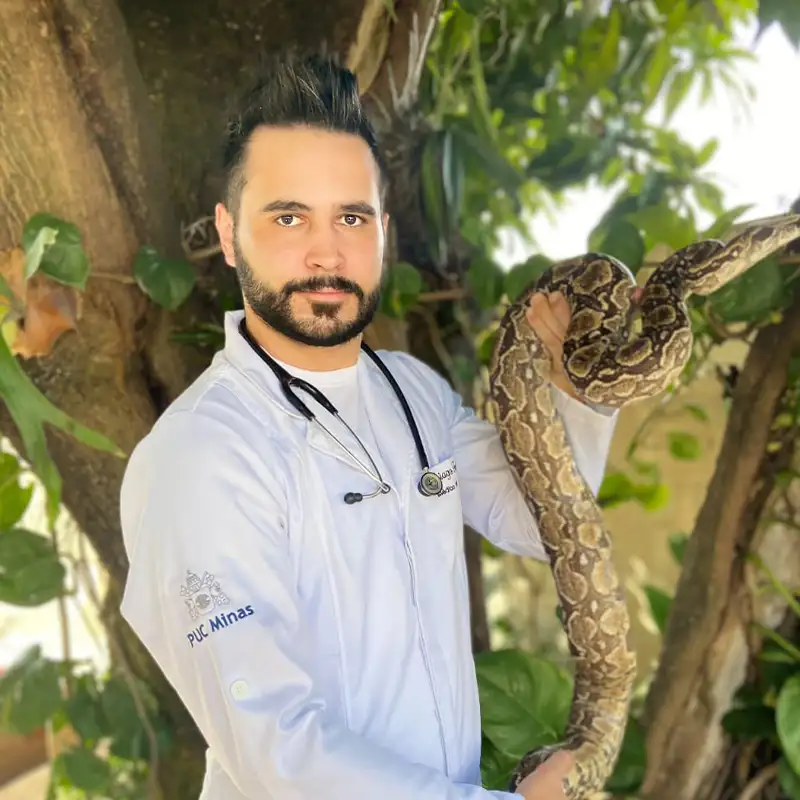 Thiago Freitas, médico-veterinário